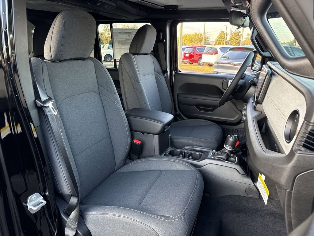 New 2025 Jeep Wrangler Sport S image 27