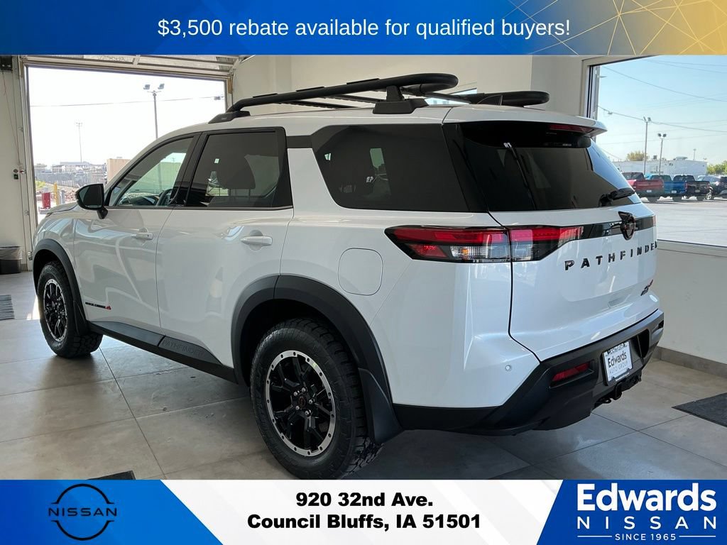 New 2026 Nissan Pathfinder Rock Creek w/ Rock Creek Premium Package AWD/4WD image 4