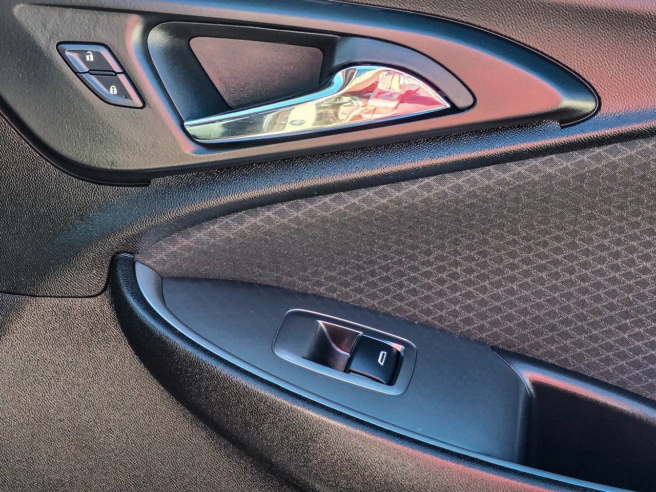 Certified 2025 Chevrolet Malibu LT FWD image 40