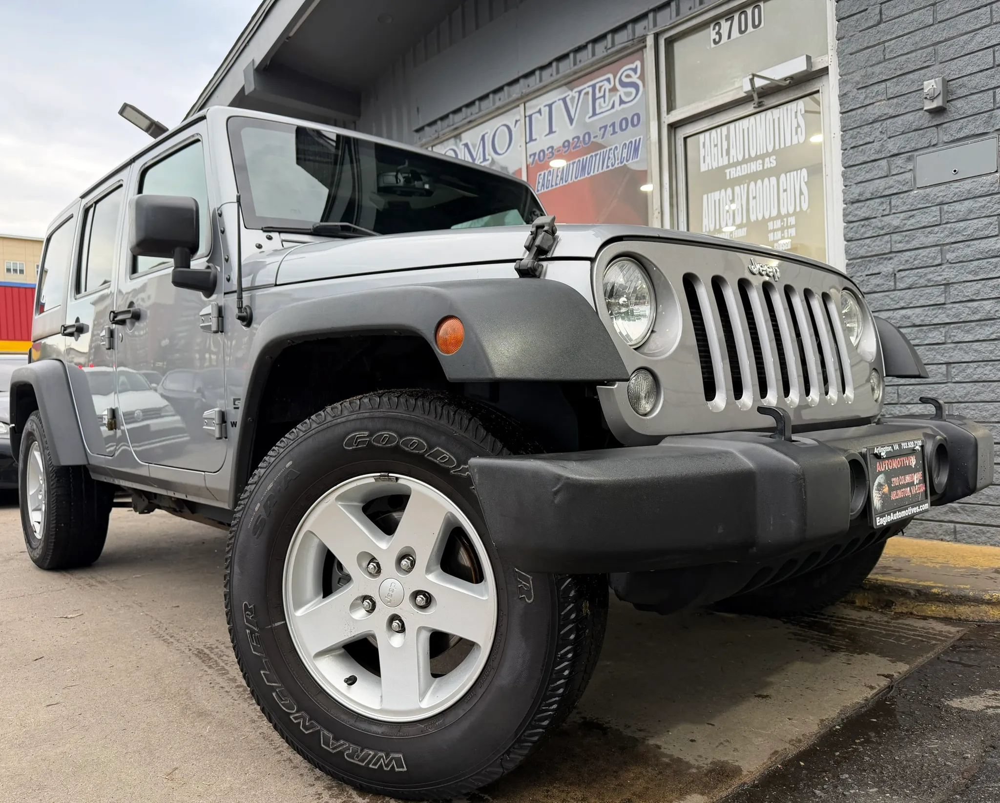 Used 2016 Jeep Wrangler Unlimited Sport w/ Quick Order Package 24S AWD/4WD image 1