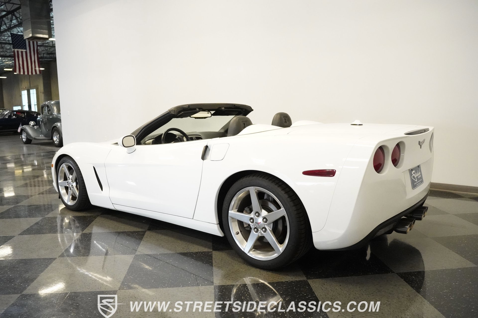 Used 2005 Chevrolet Corvette Convertible w/ Preferred Equipment Group image 23