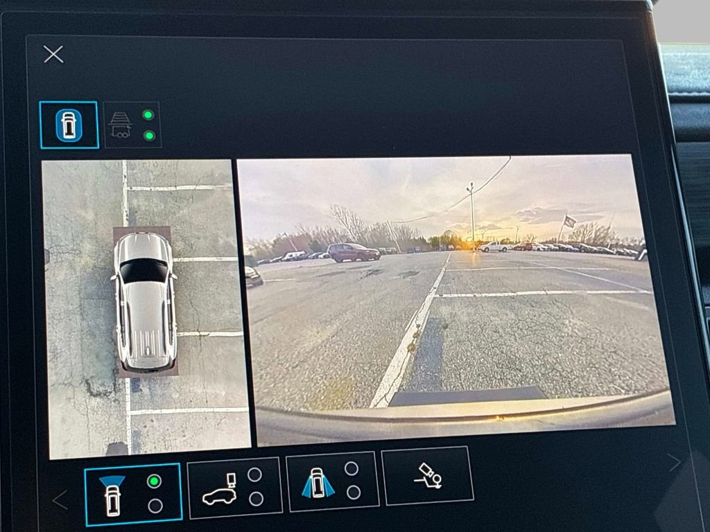 Used 2025 GMC Acadia Elevation image 36