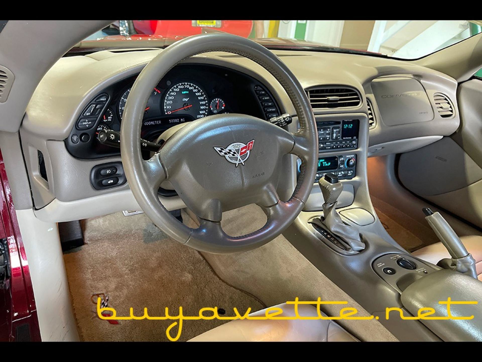 Used 2003 Chevrolet Corvette Coupe w/ Preferred Equipment Group RWD image 15