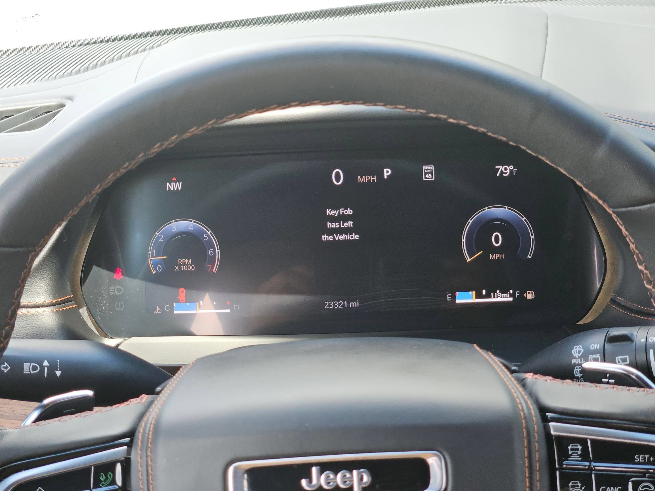 Used 2025 Jeep Grand Cherokee L Summit w/ Obsidian Package AWD/4WD image 23