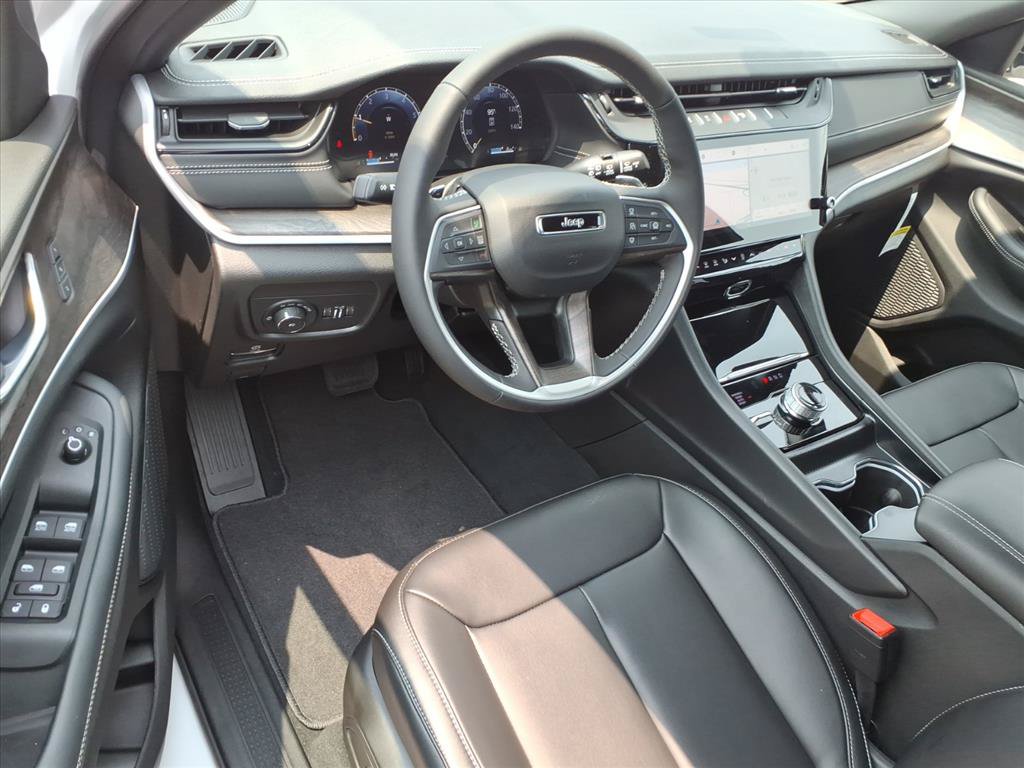 New 2026 Jeep Grand Cherokee Limited AWD/4WD image 19