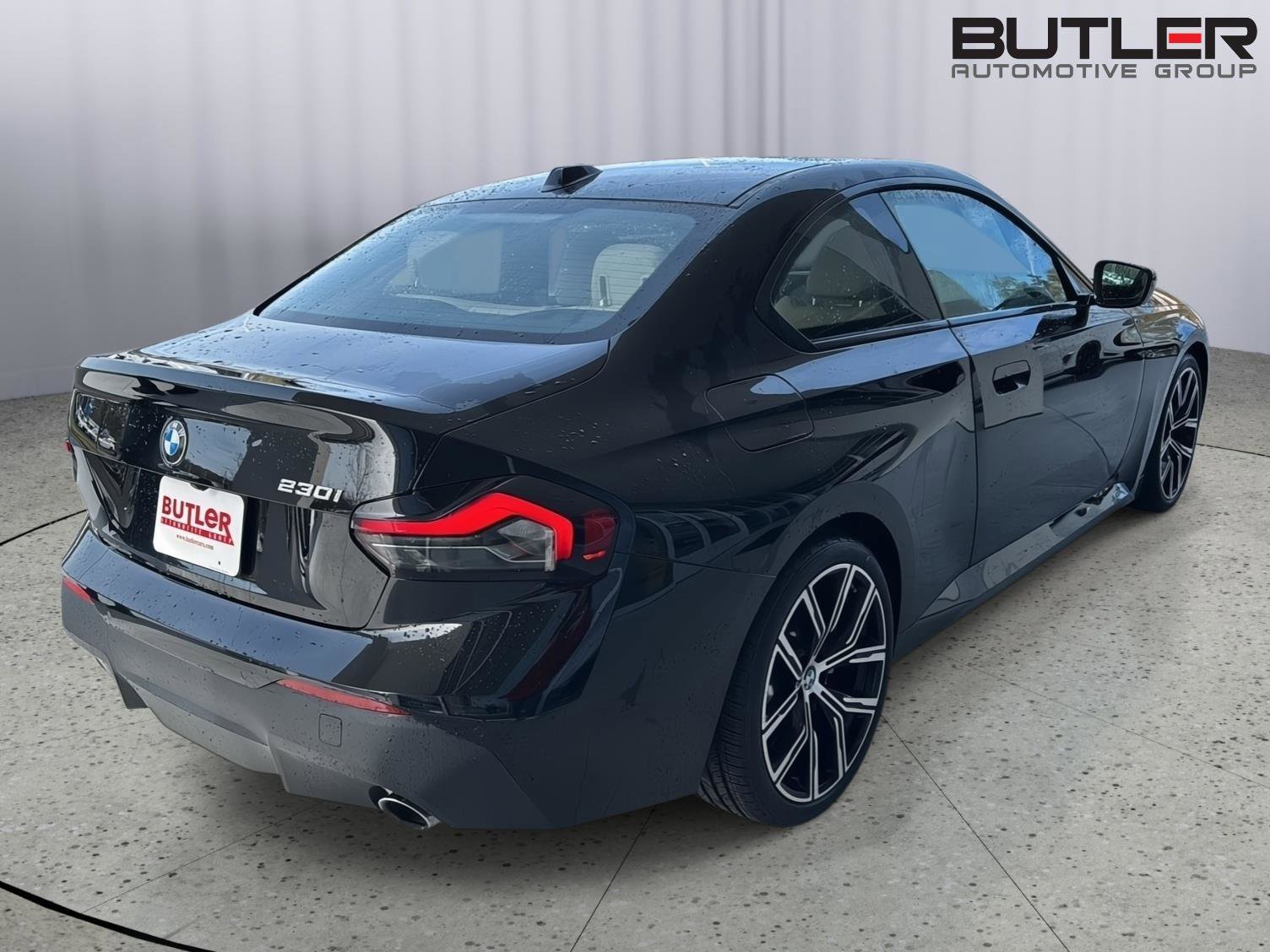 Certified 2024 BMW 230i Coupe w/ Convenience Package image 6