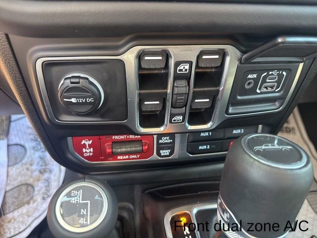 Used 2025 Jeep Gladiator Rubicon w/ Safety Group image 29