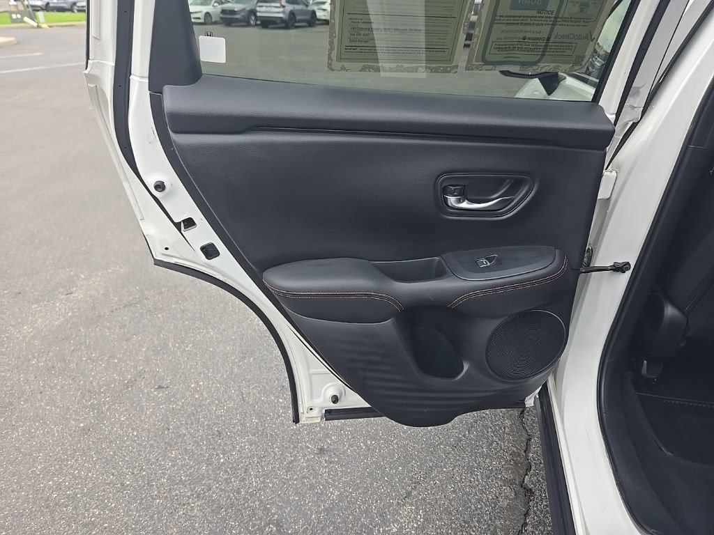 Certified 2025 Honda HR-V Sport image 24