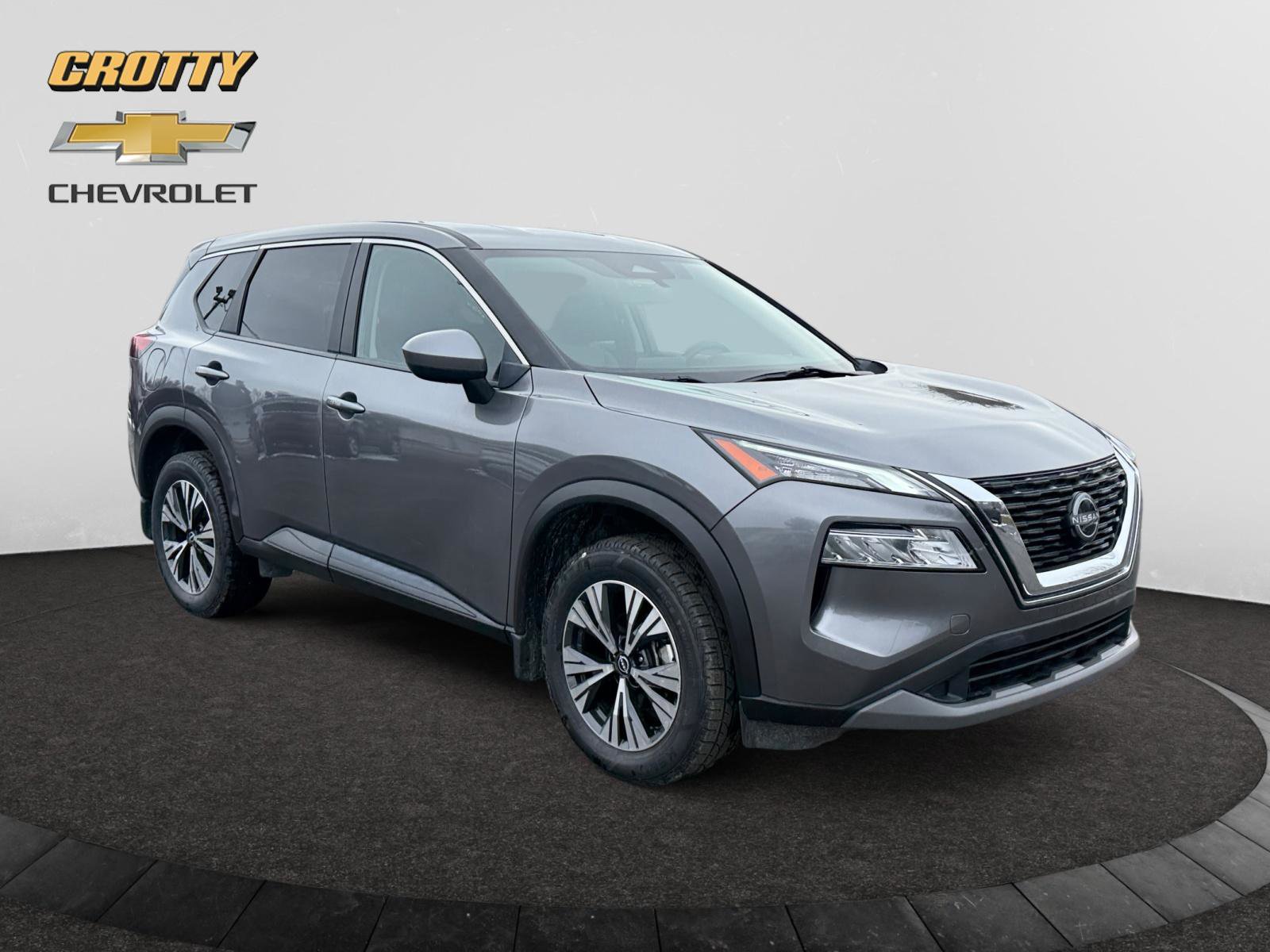 Used 2023 Nissan Rogue SV AWD/4WD image 7