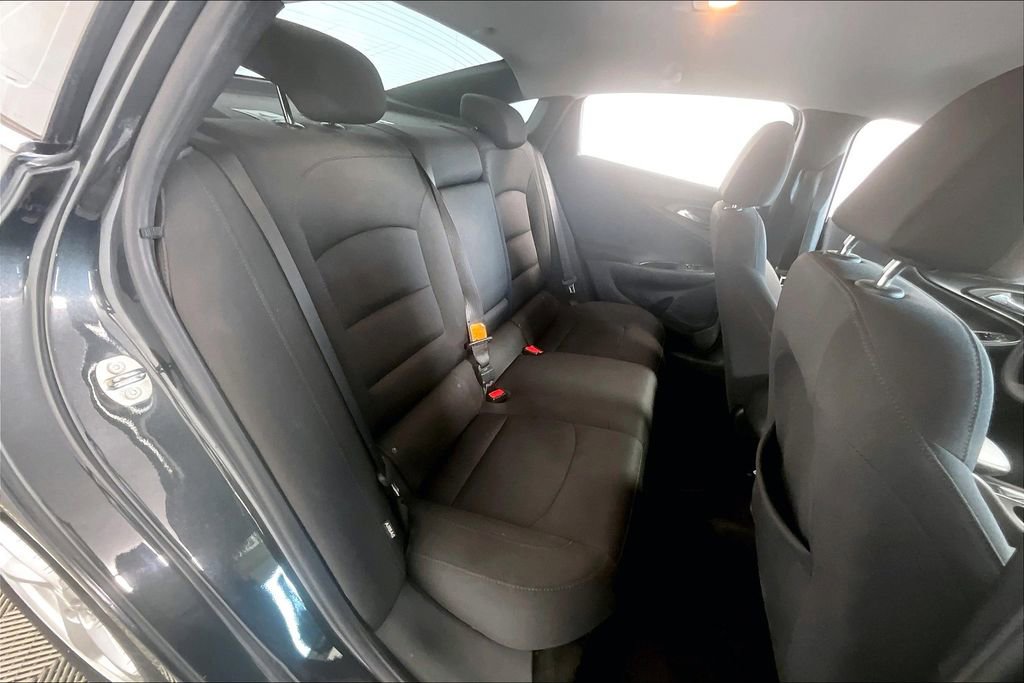 Used 2018 Chevrolet Malibu LS image 26