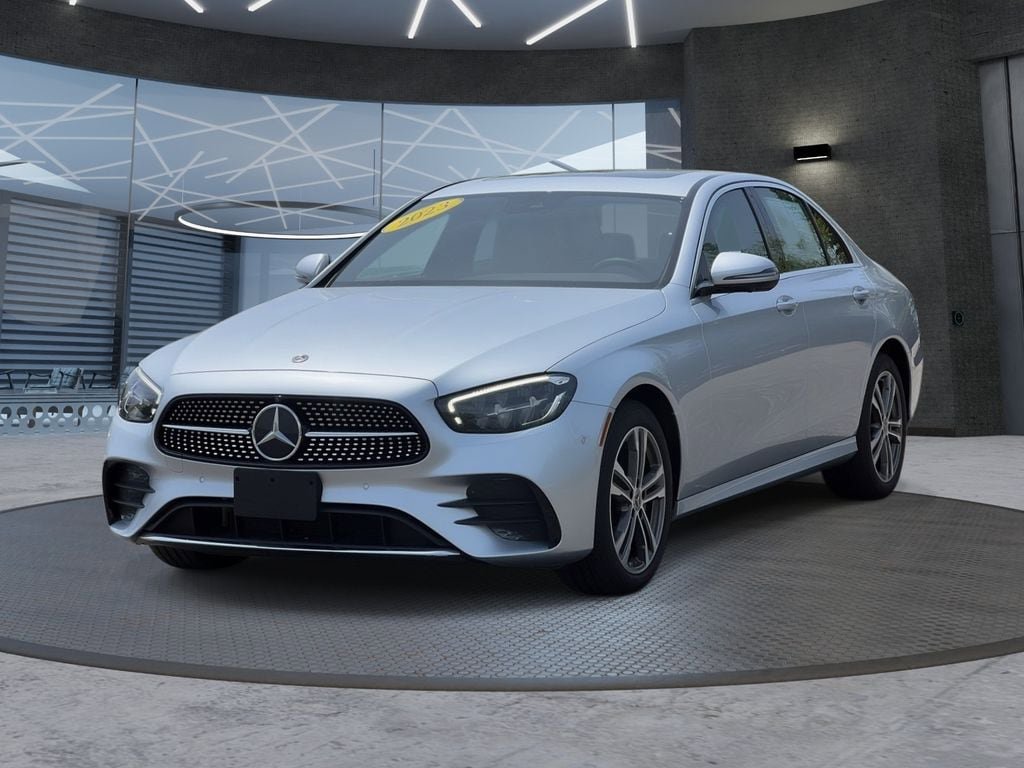 Used 2023 Mercedes-Benz E 350 4MATIC Sedan w/ Premium Package image 2