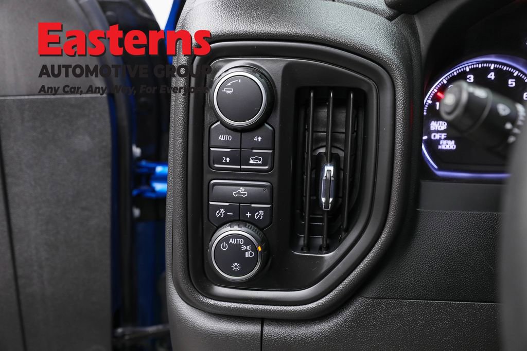 Used 2022 Chevrolet Silverado 1500 Custom image 13