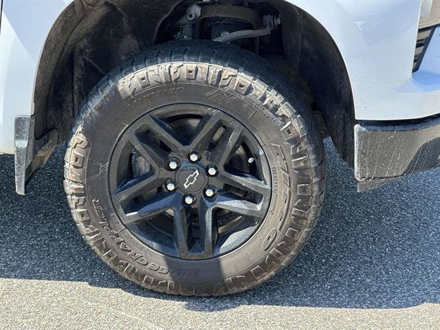 Used 2022 Chevrolet Silverado 1500 Custom Trail Boss AWD/4WD image 27