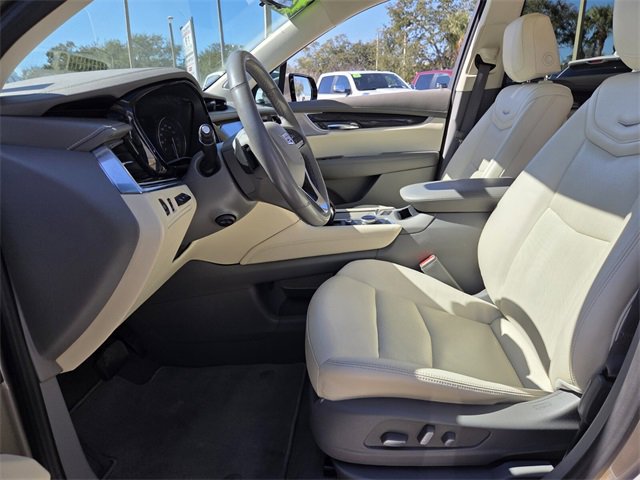 Used 2023 Cadillac XT6 Premium Luxury w/ Technology Package image 14