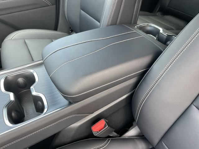 New 2026 GMC Acadia Elevation w/ Black Edition FWD image 21