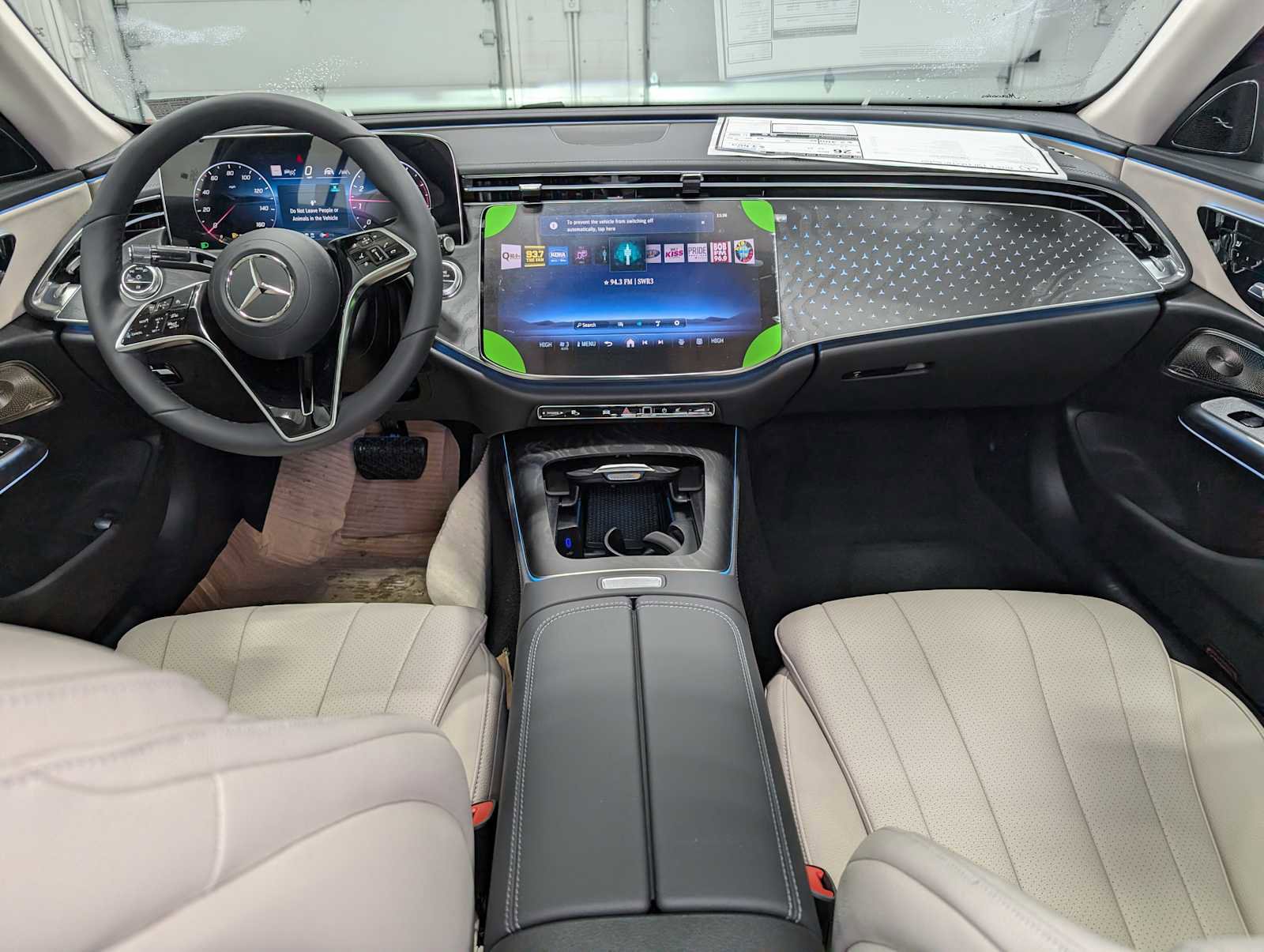 New 2026 Mercedes-Benz E 450 4MATIC Sedan image 13