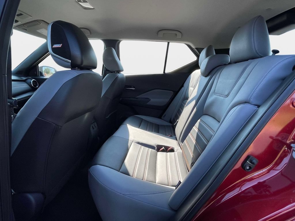 Used 2023 Nissan Kicks SR w/ SR Premium Package FWD image 11