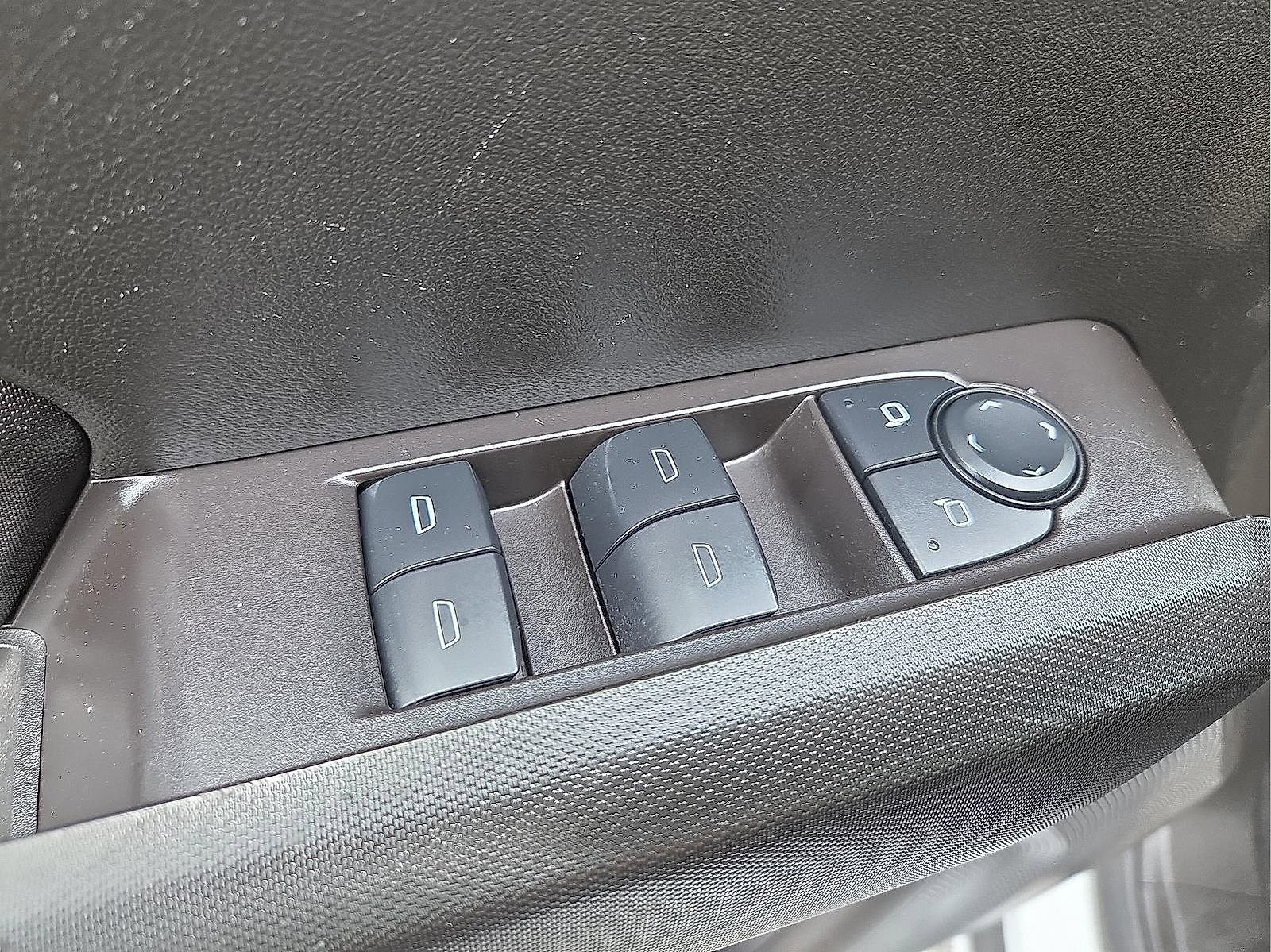 Certified 2024 Chevrolet Colorado W/T w/ WT Convenience Package II image 14