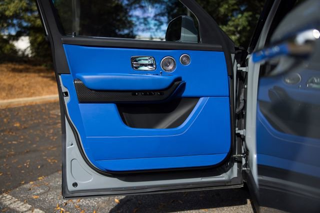 Used 2022 Rolls-Royce Cullinan Black Badge image 16