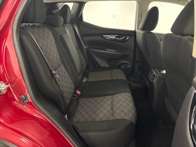 Used 2018 Nissan Rogue Sport SV w/ SV All-Weather Package image 21