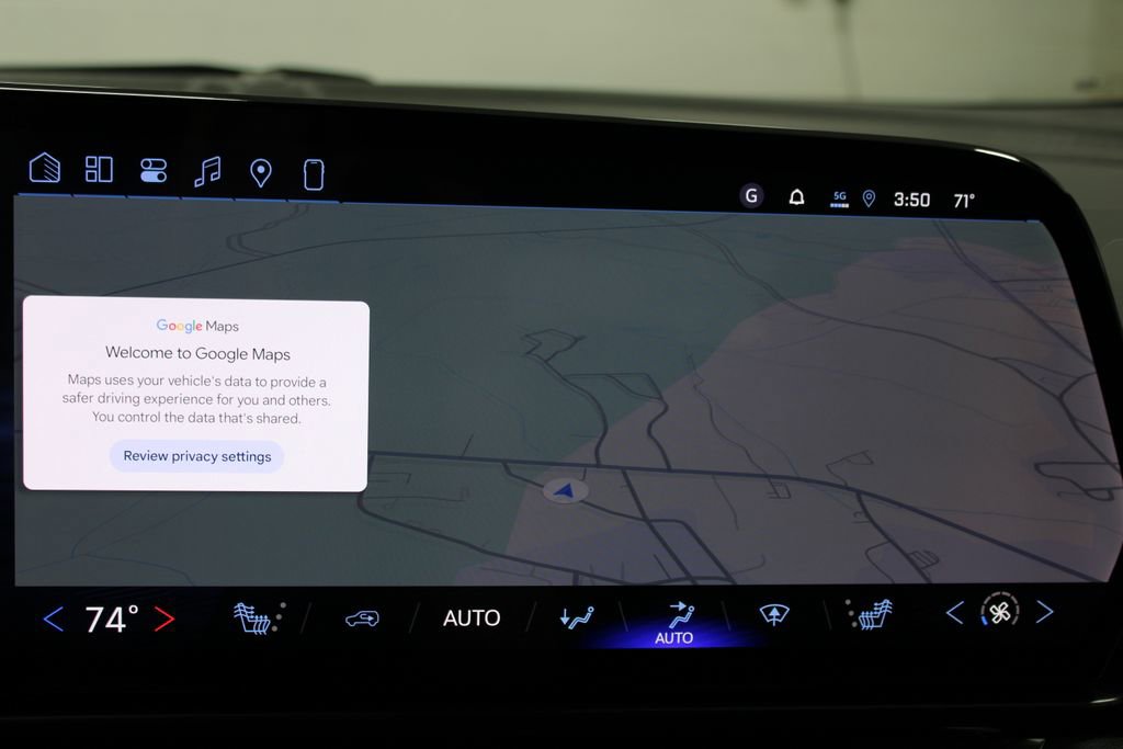 New 2026 Chevrolet Equinox EV LT image 39