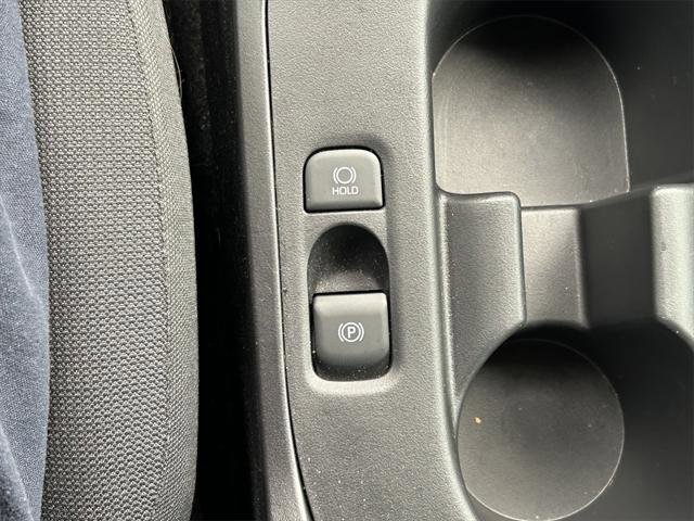 Certified 2025 Toyota Corolla LE image 27