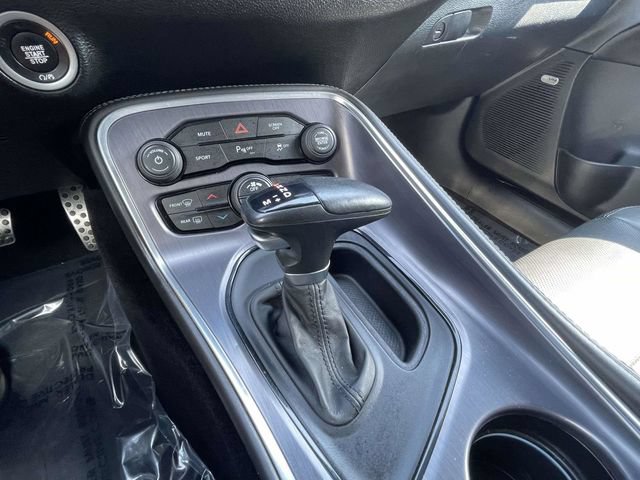 Used 2018 Dodge Challenger SXT Plus RWD image 21