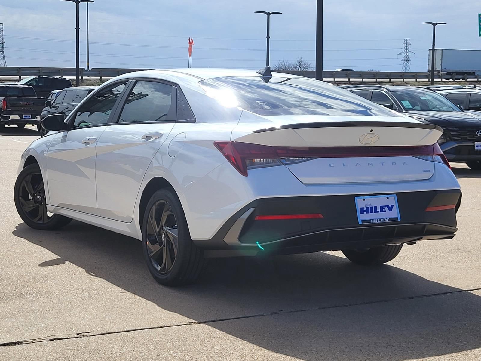 New 2026 Hyundai Elantra Sport image 3