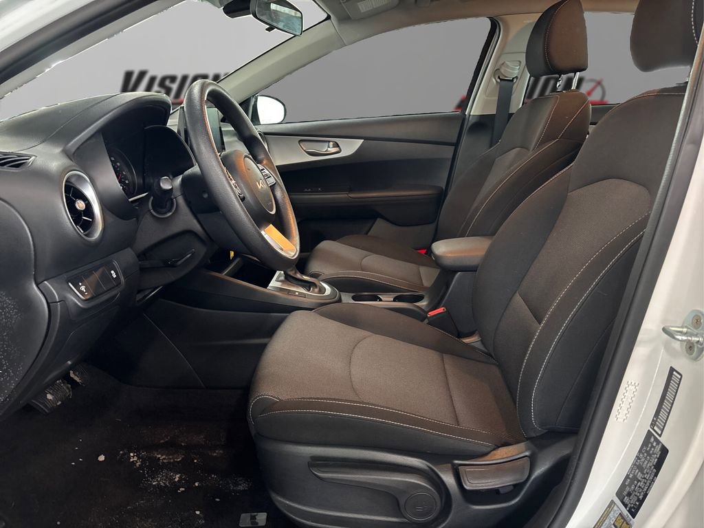 Certified 2023 Kia Forte LXS image 9