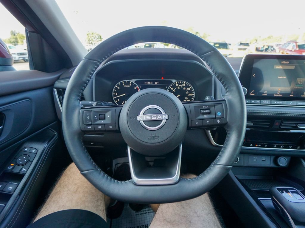Used 2022 Nissan Rogue SV w/ SV Premium Package image 19