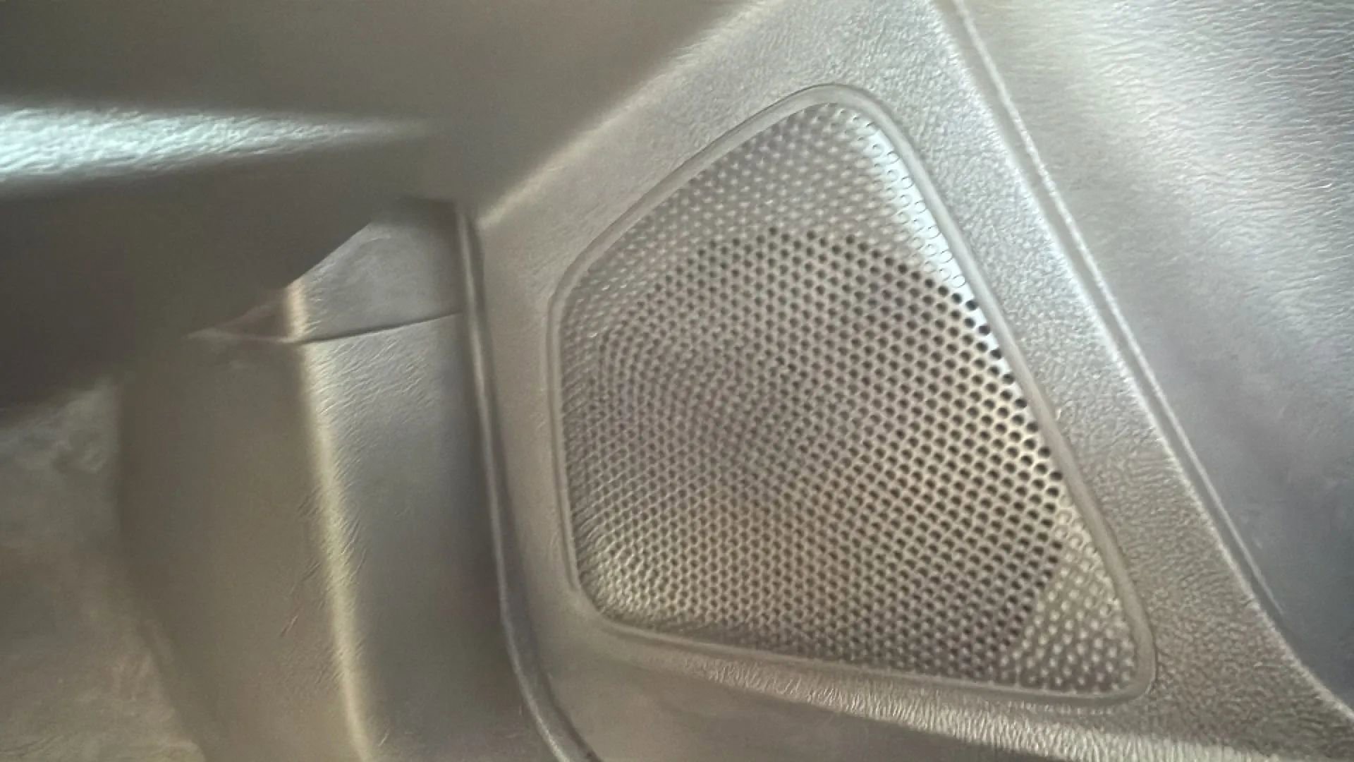 Used 2014 Ford Focus SE w/ SE Sport Package FWD image 26