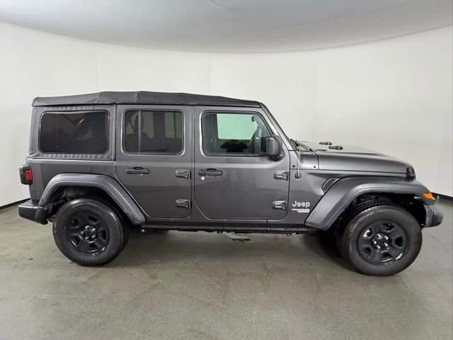 Used 2018 Jeep Wrangler Unlimited Sport AWD/4WD image 6