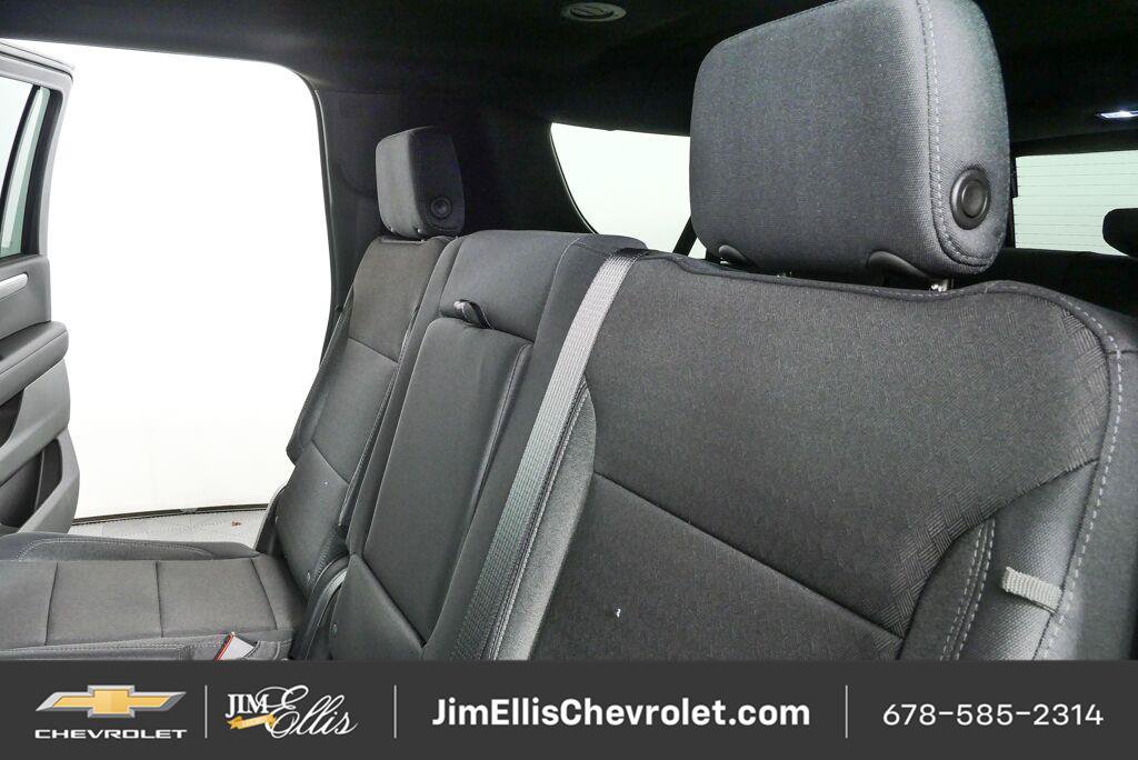 New 2026 Chevrolet Suburban LS RWD image 20