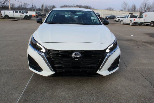 Used 2025 Nissan Altima 2.5 SV image 7