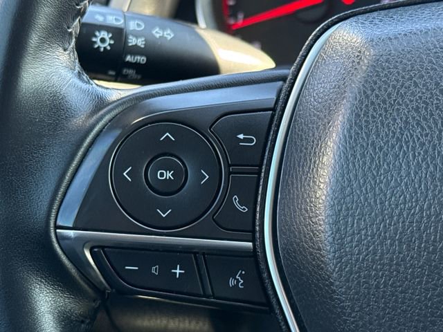 Used 2020 Toyota Camry XSE image 27