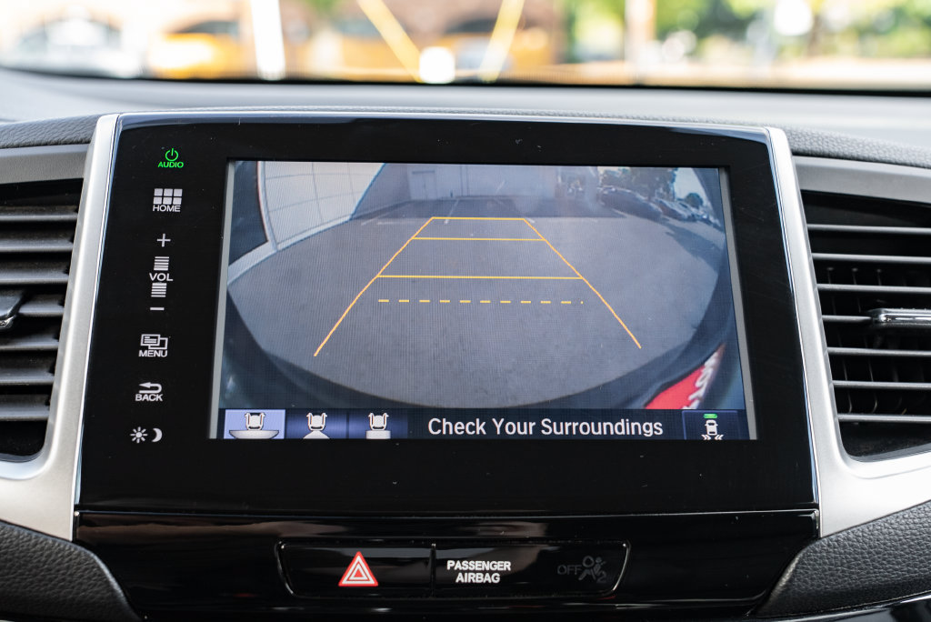 Used 2016 Honda Pilot Elite image 17
