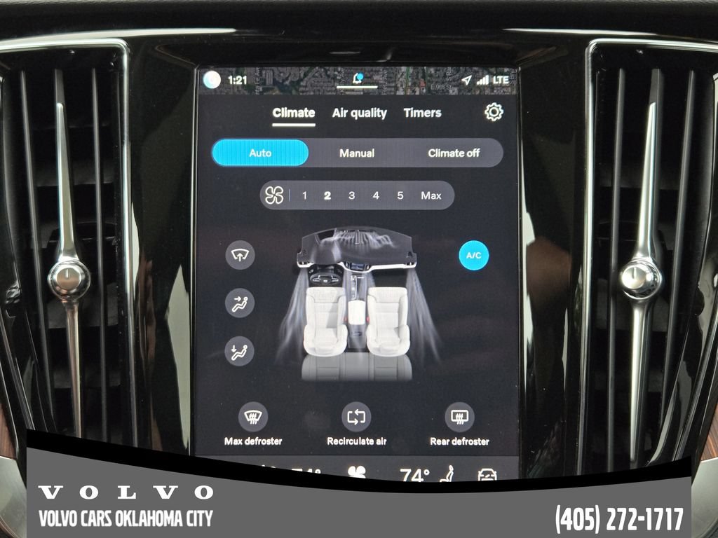 Certified 2025 Volvo V60 B5 Cross Country Plus AWD/4WD image 18
