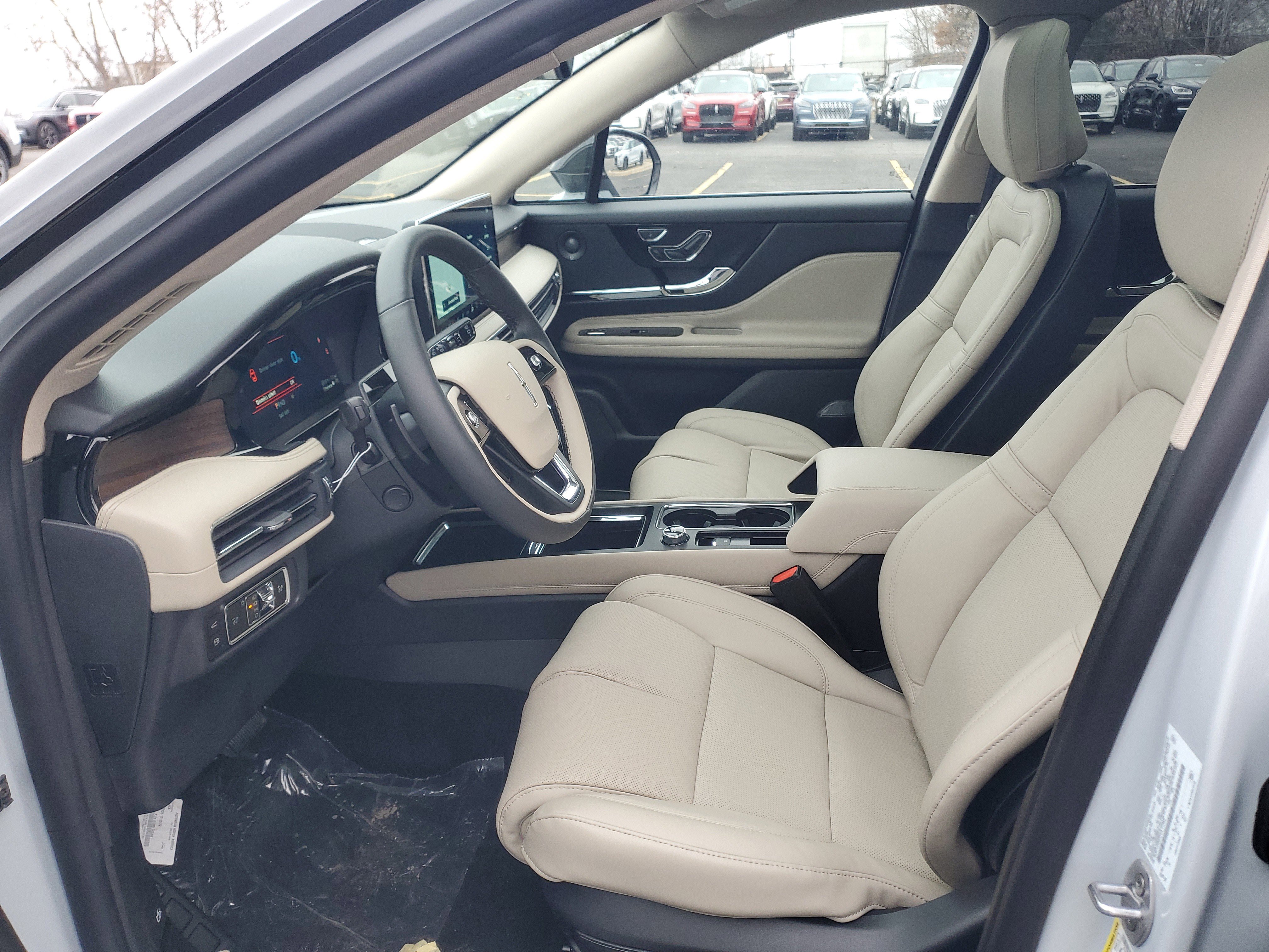 New 2026 Lincoln Corsair Grand Touring image 12