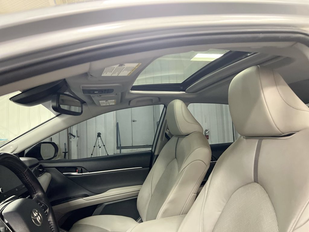 Used 2021 Toyota Camry XLE w/ Navigation Upgrade Package FWD image 20