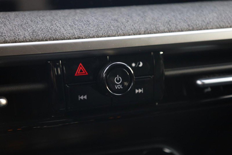 New 2026 Nissan Kicks SV w/ Cold Weather Package image 13