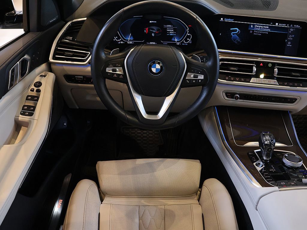 Used 2023 BMW X5 xDrive45e w/ Executive Package image 6
