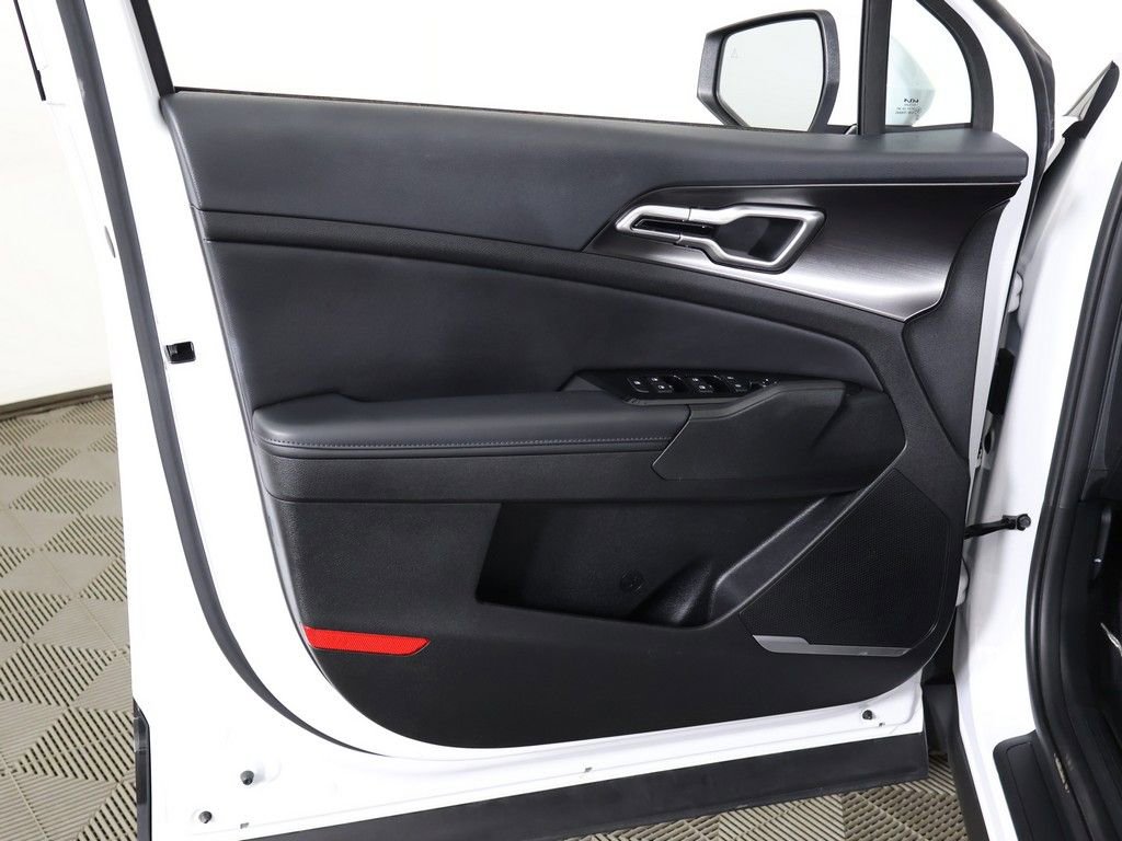 Used 2023 Kia Sportage EX image 22