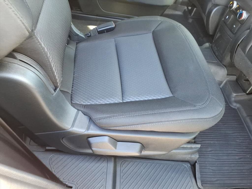 Used 2023 Ford Explorer XLT image 17