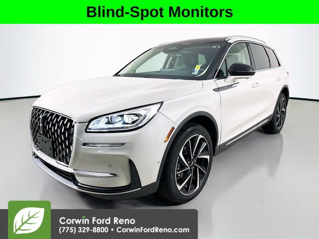 Used 2023 Lincoln Corsair Reserve w/ Equipment Group 202A image 3