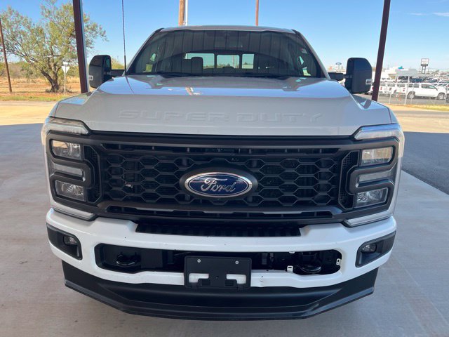 Used 2024 Ford F250 Lariat w/ Sport Appearance Package AWD/4WD image 2
