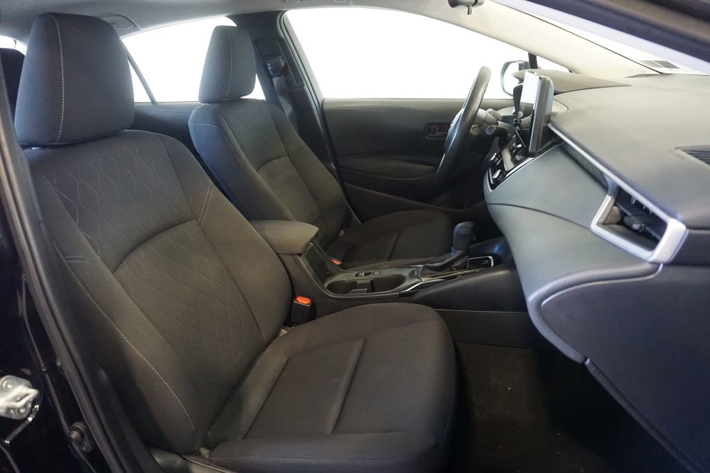 Used 2023 Toyota Corolla LE FWD image 19