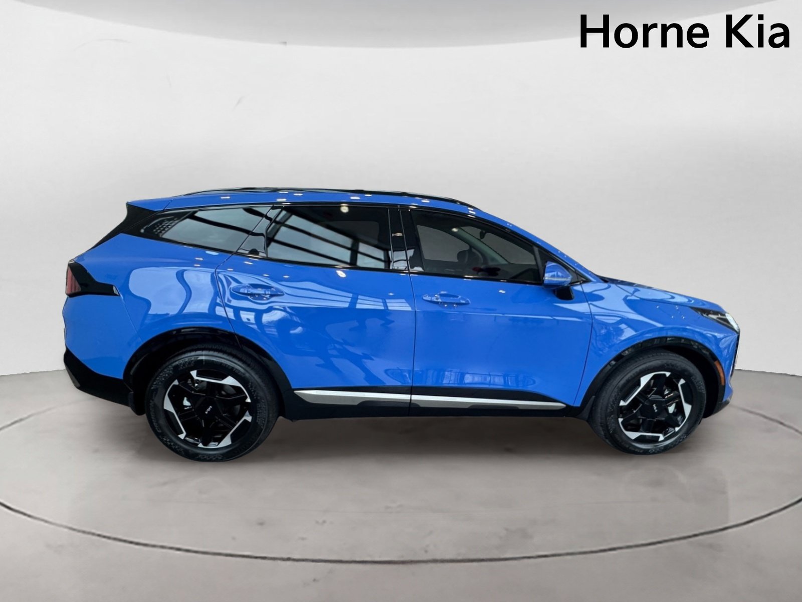 New 2026 Kia Sportage SX FWD image 3