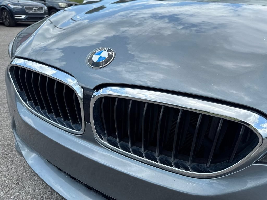 Used 2018 BMW 530e RWD image 9