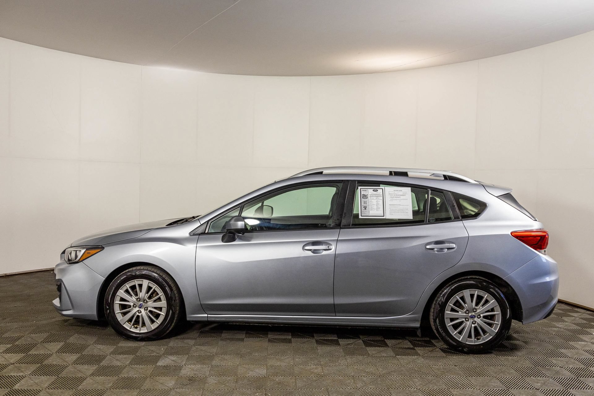 Used 2017 Subaru Impreza 2.0i Premium AWD/4WD image 19