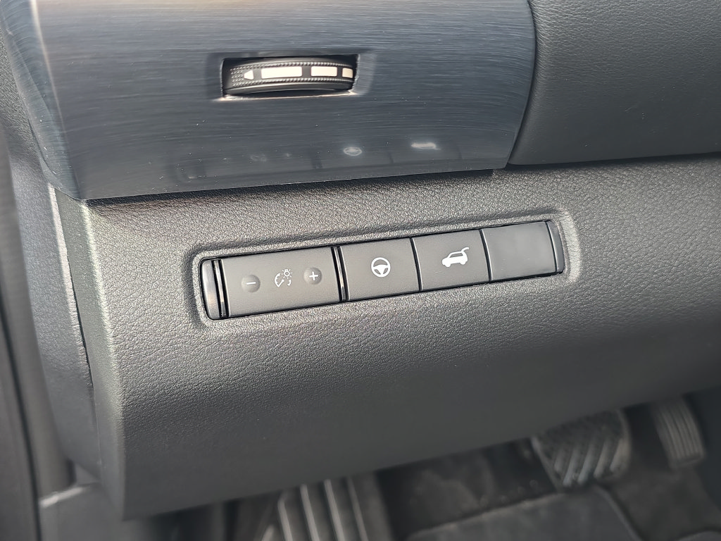 New 2026 Nissan Pathfinder SL w/ SL Premium Package AWD/4WD image 30